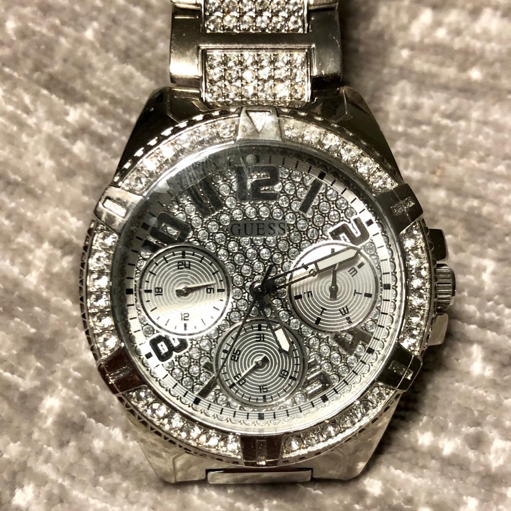 GUESS WATCH - Brand New